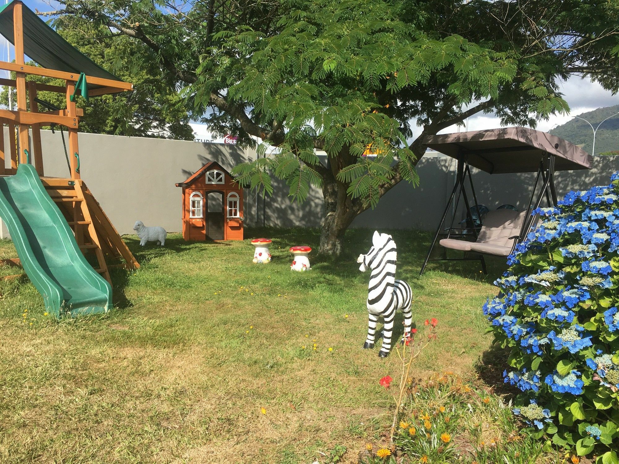 红岩热力汽车旅馆 - 矿泉池 罗托鲁阿 外观 照片